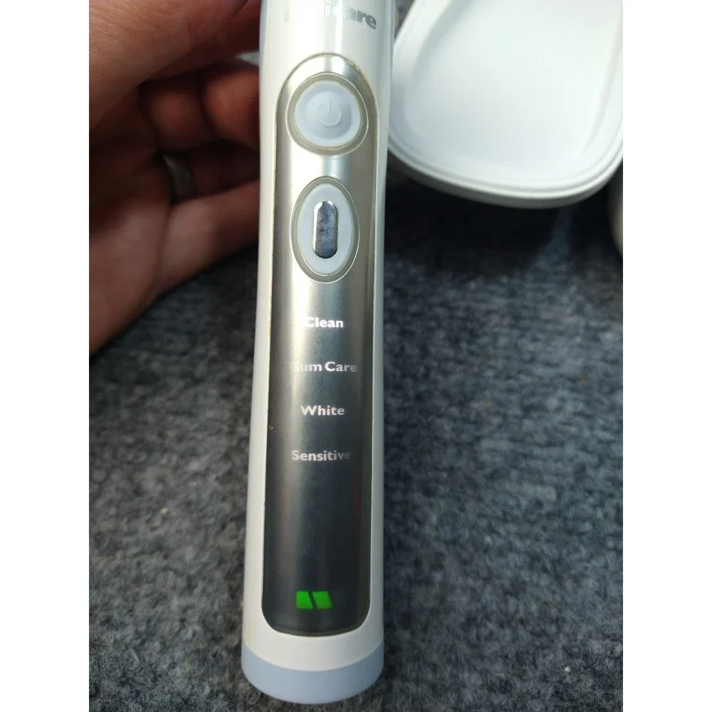 Philips Sonicare FlexCare Electric Toothbrush Handle HX6980 White Silver Case